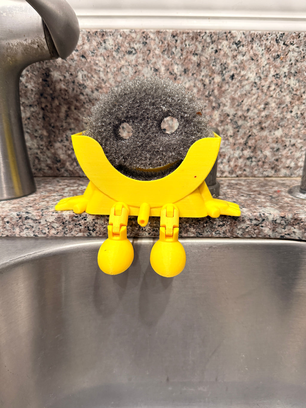 Scrub sponge holder