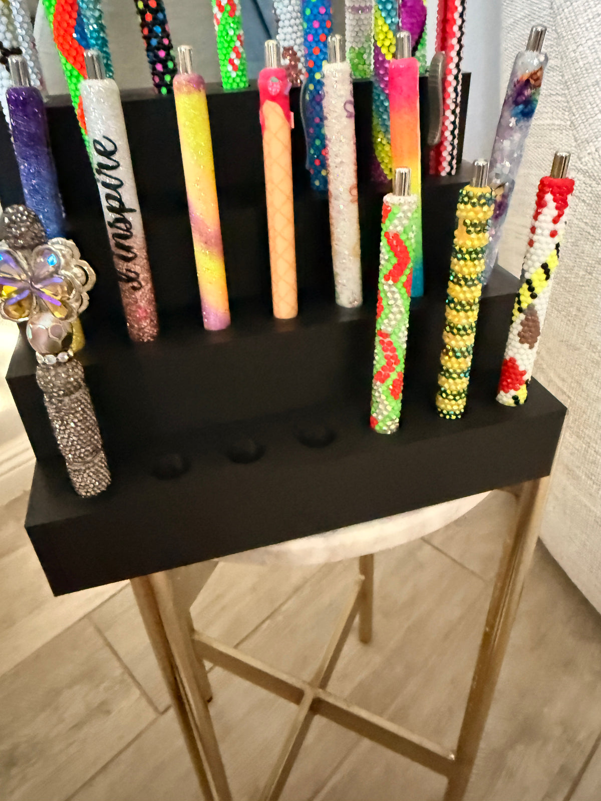 Versatile Pen Stand